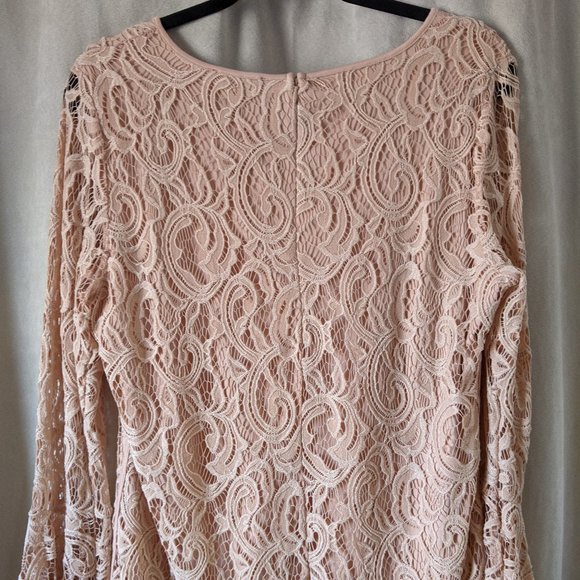 ♛ 3/30 ♛ ADRIANNA PAPELL BELL SLEEVE TOP - Picture 2 of 5